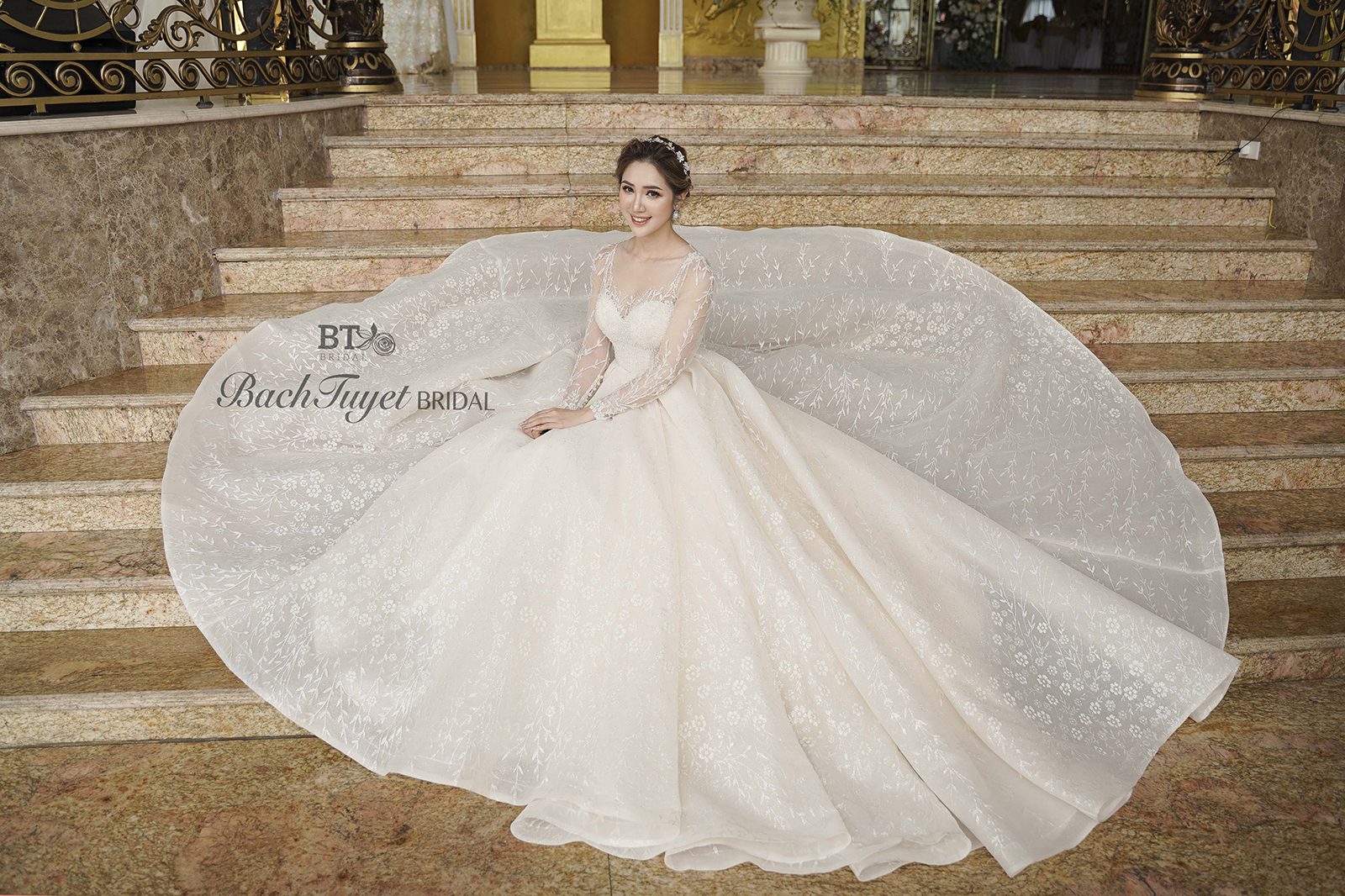 Top các thiết kế váy cưới ren được yêu thích nhất tại Bạch Tuyết Bridal