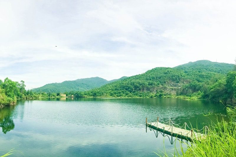 Hồ Xanh - địa điểm chụp ảnh cưới Đà Nẵng 