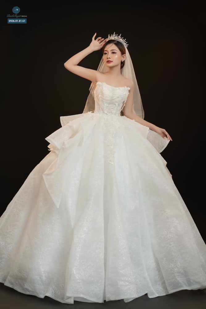 Váy cưới thiết kế Luxury 05 - Quý cô trang nhã. LAT Bridal