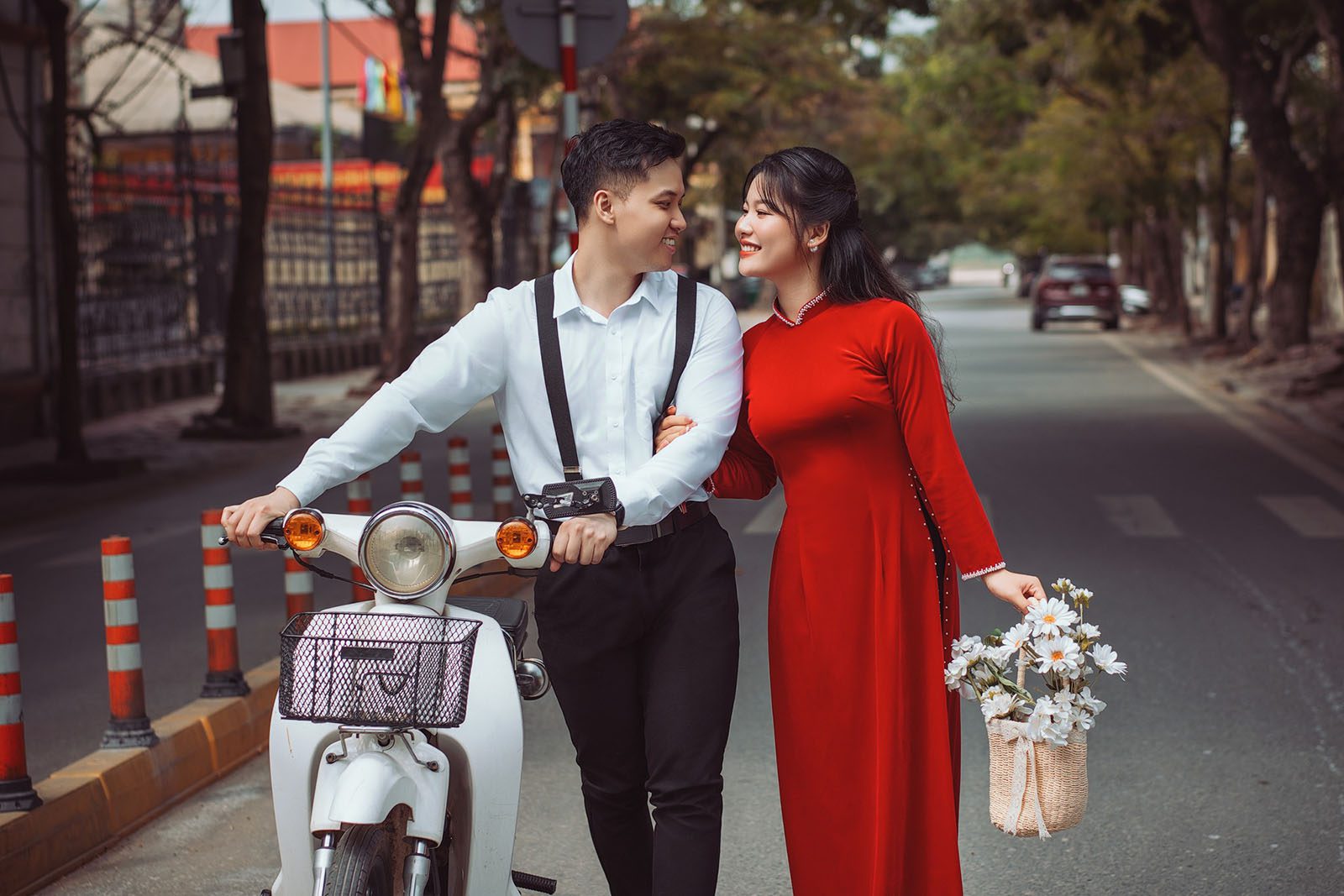 Thử ngay các concept chụp ảnh cưới đường phố đẹp mãn nhãn cho cặp đôi