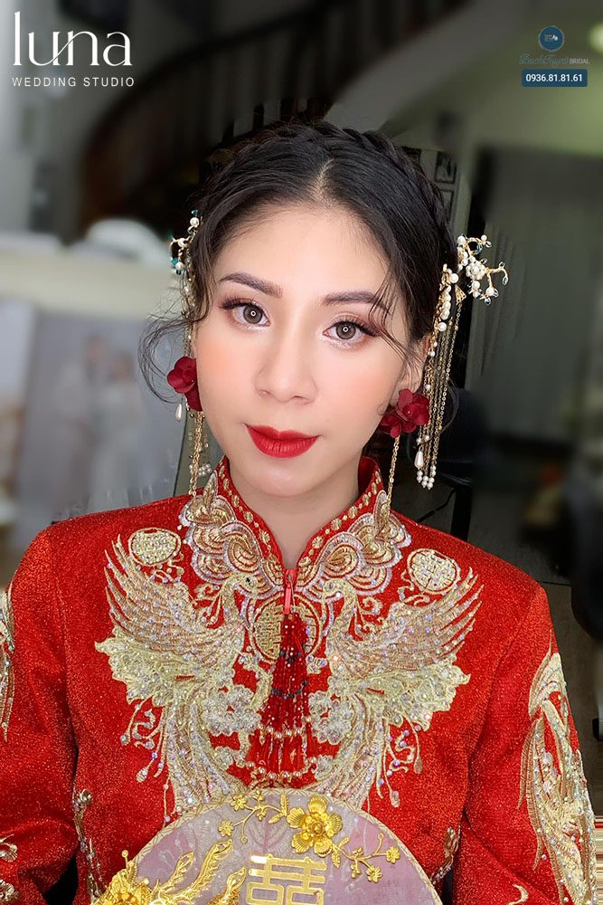 Trang điểm cô dâu phong cách Trung Hoa 