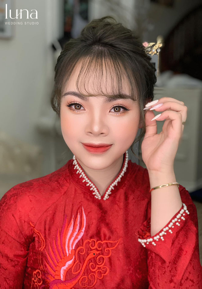 Tóc mái thưa 